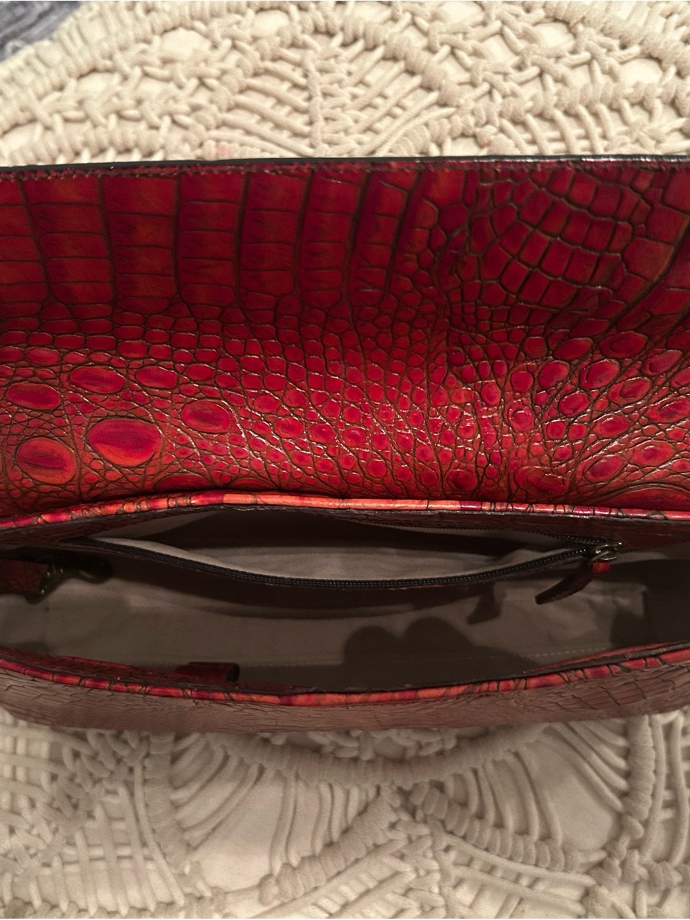 Brahmin Melbourne Crocodile Embossed Leather Crossbody Bag - Picture 8 of 11